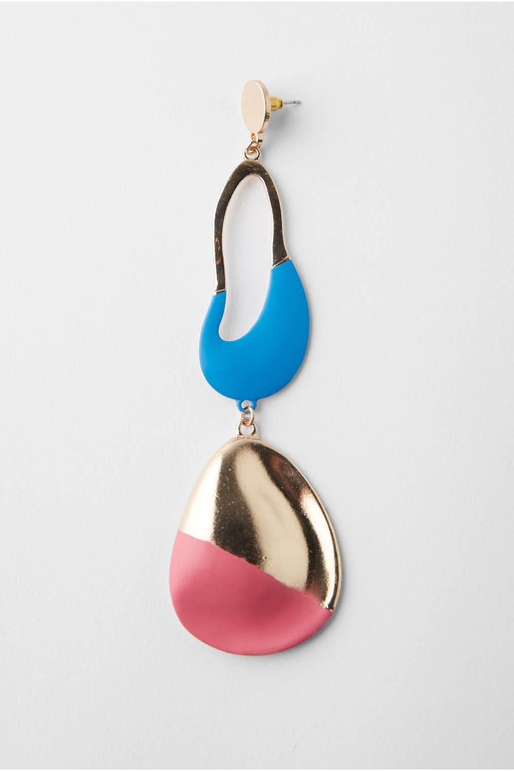 pendientes grandes bershka 7,99euros. En azul y rosa