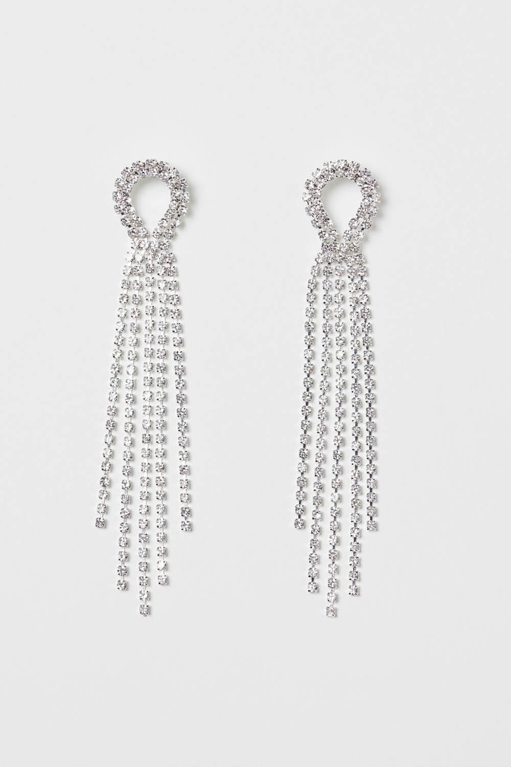 pendientes grandes h&m 9,99euros. Pendientes largos con piedras