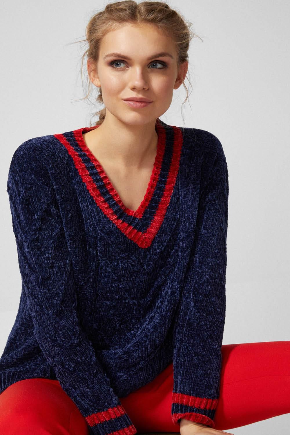 estilo preppy jersey springfield 32,99euros. Jersey con detalle de franjas