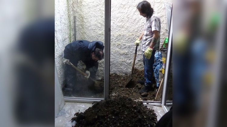Cuando excavaron en el pequeÃ±o patio de su casa, en RÃ­o Grande, Tierra del Fuego