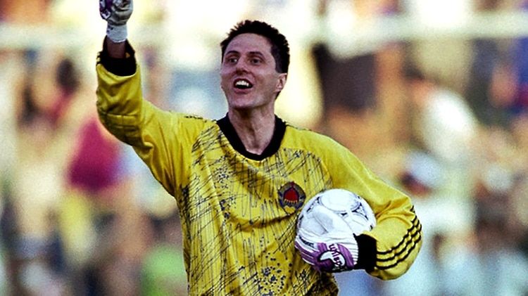 FIFA World Cup â Italia 1990 Tomislav Ivkovic festeja luego del penal atajado a Maradona (Foto:Â Juha Tamminen)