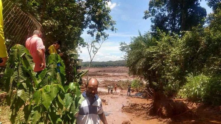 Vale informÃ³ en un comunicado que la ruptura de este viernes se produjo a inicios de la tarde (Foto: Cuerpo de Bomberos / DivulgaciÃ³n)