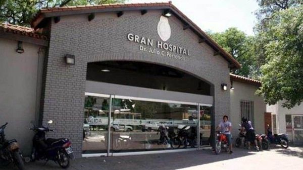 La fachada del Hospital Julio C. Perrondo