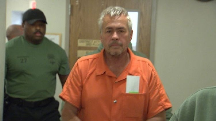 Huesos rotos y violaciones diarias: así fueron los 19 años en cautiverio de la niña secuestrada por su padrastro en Oklahoma