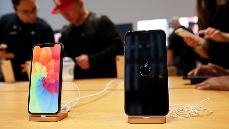 Desde el lanzamiento de X, los nuevos iPhones tienen precios muy elevados. (Reuters)