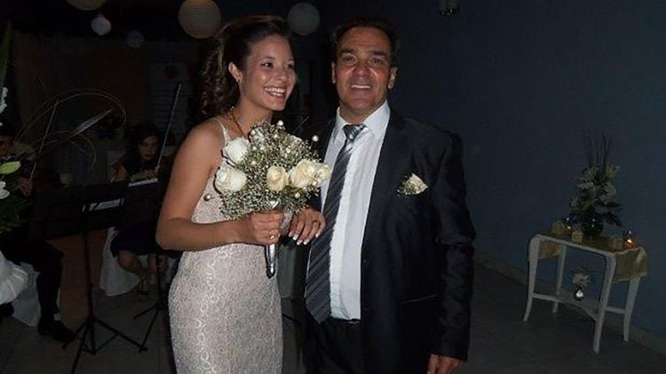 Vitette el día de su casamiento con Elicette en 2014