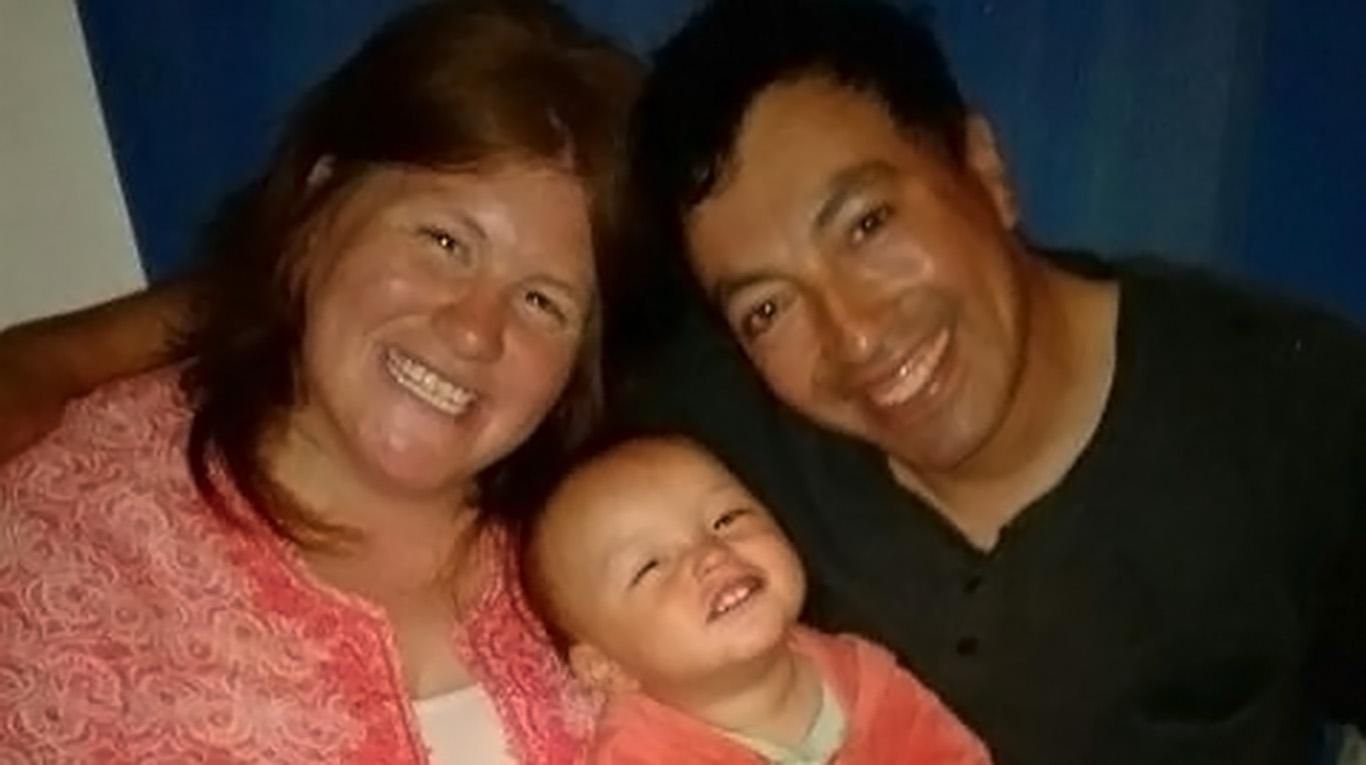 Ciro con sus papÃ¡s Mara y Alberto.