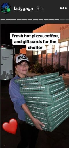 Lady Gaga repartiÃ³ pizzas, cafÃ© y regalos a los evacuados por los incendios en California - Imagen 2