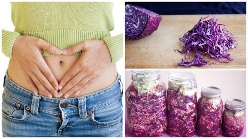 Tarros con chucrut de lombarda y mujer con las manos en el abdomen