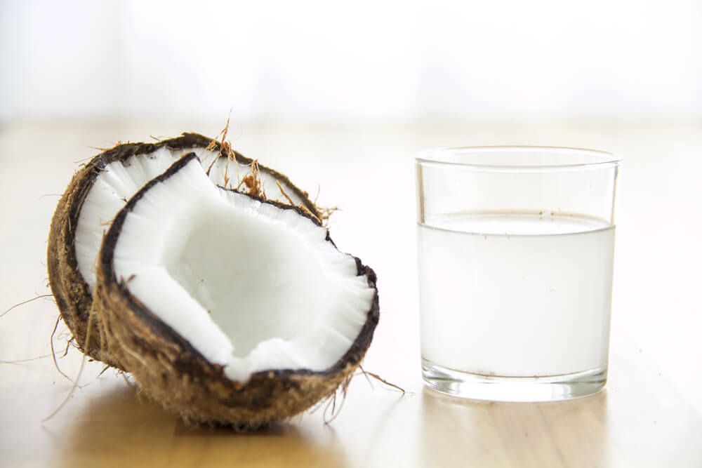 Agua de coco.