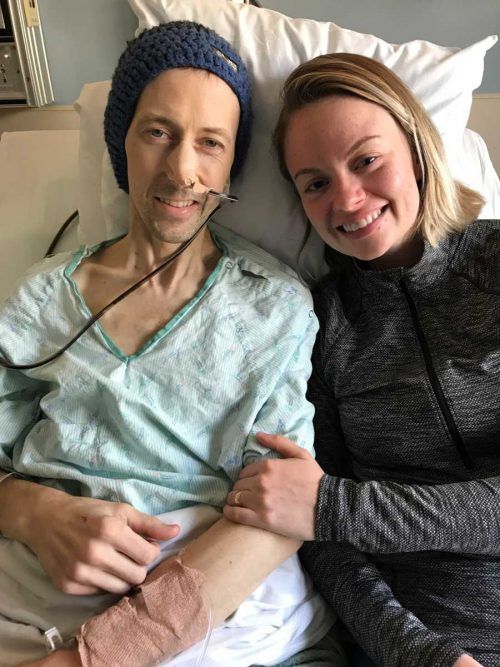 Una enfermera termina perdidamente enamorada de un paciente al que le quedaba poco tiempo