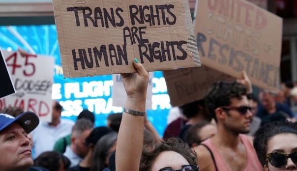 hombre transgénero
