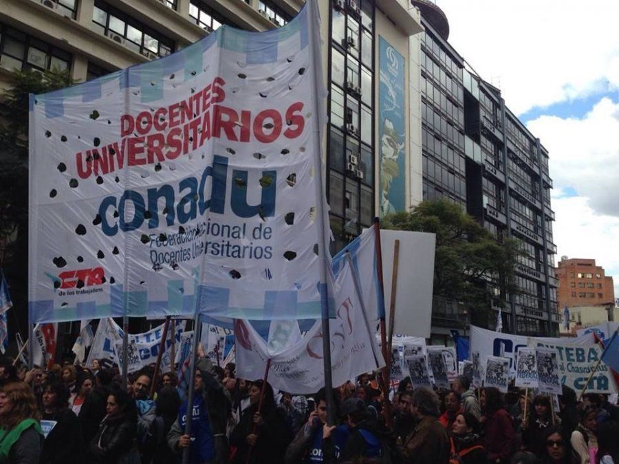 Vuelven a parar los docentes universitarios