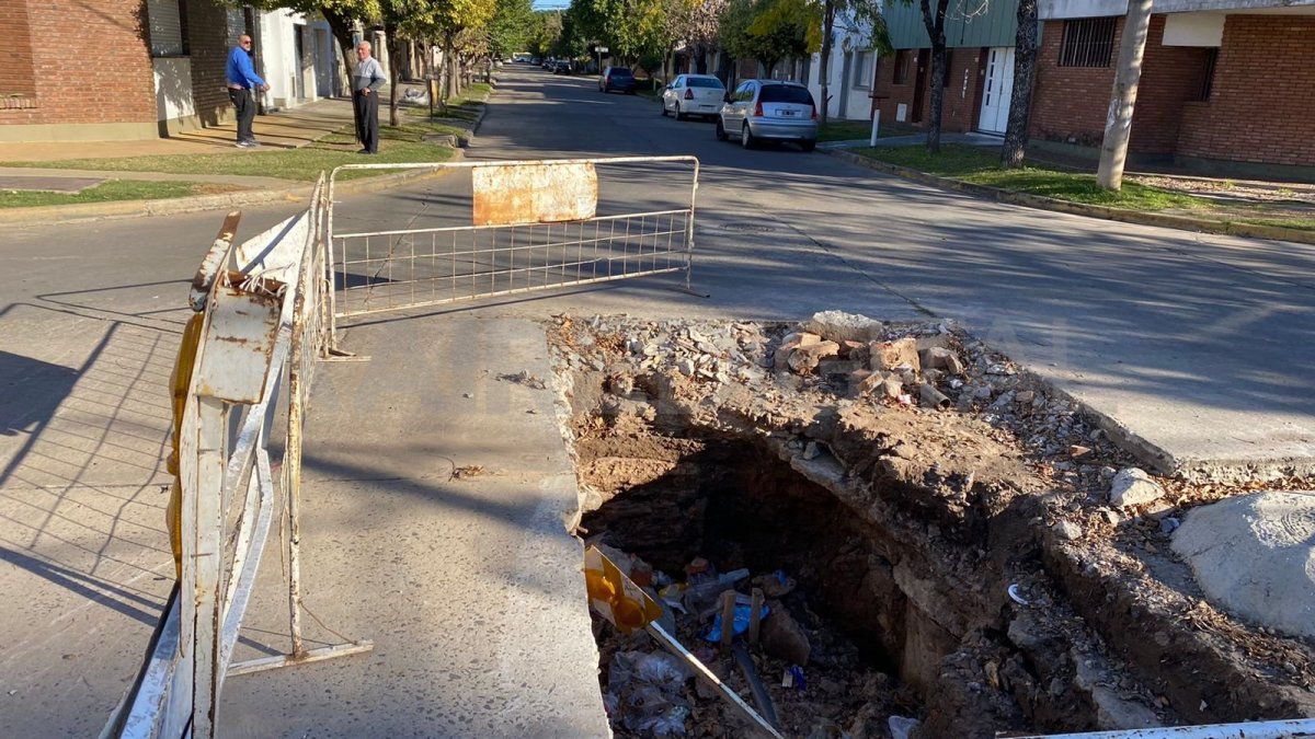 El reclamo lleva varios meses por parte de los vecinos para que vengan a taparlo.