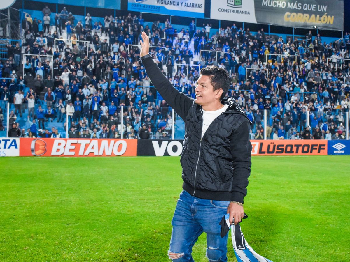 El Pulga Rodríguez es uno de los máximos ídolos de Atlético Tucumán, club donde consiguió tres ascensos y marcó 130 goles.