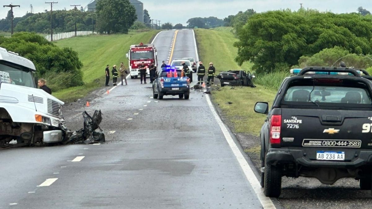 Las imágenes del accidente fatal en la ruta 4