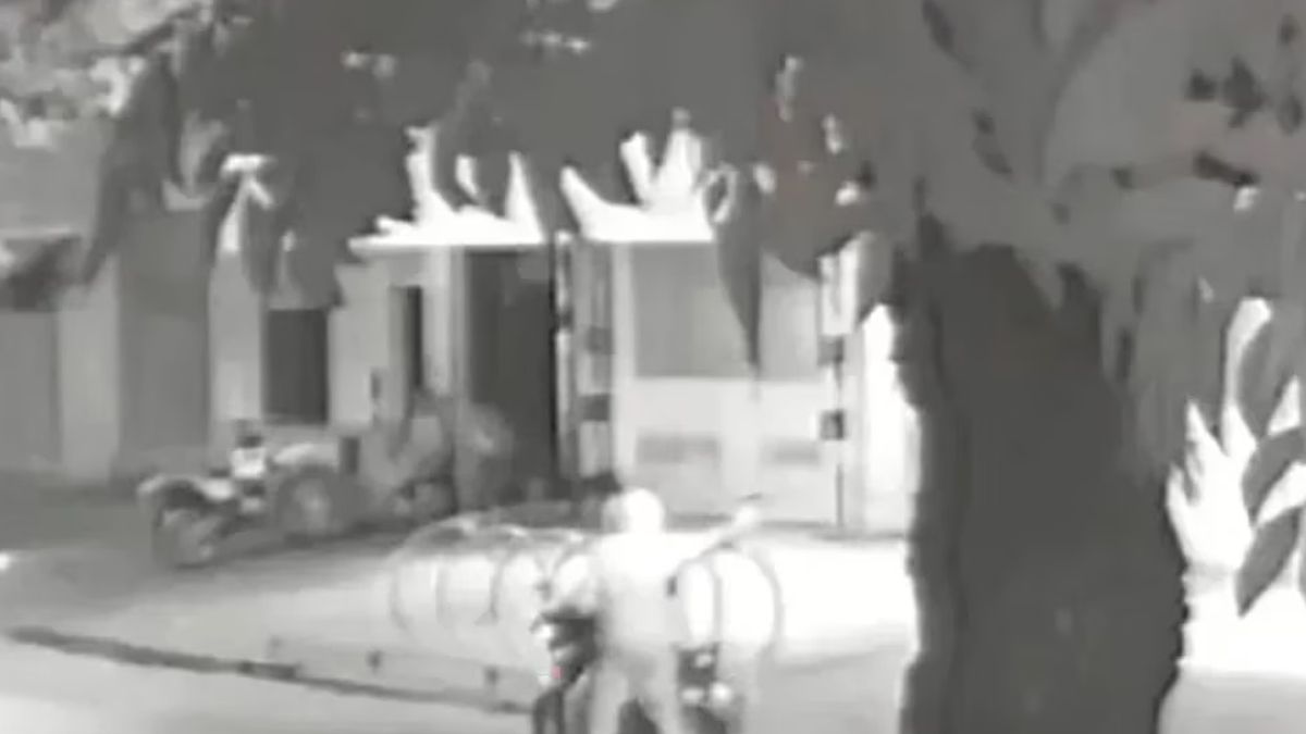 La noticia de la adquisición de las cámaras con reconocimiento facial se da un día después del ataque al local de la familia de Antonela Roccuzzo, la esposa de Lionel Messi, en Rosario.