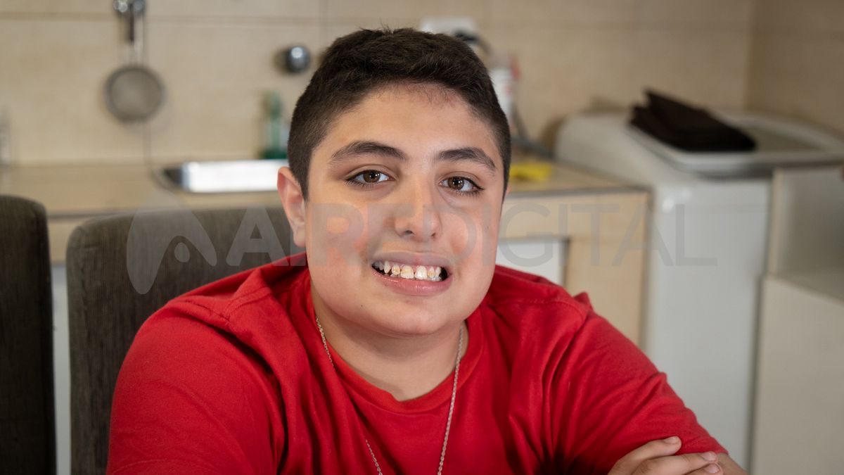 Agustín es un adolescente de 13 años con Trastorno del Espectro Autista (TEA). FOTO: Maiquel Torcatt / Aire Digital. Agustín es un adolescente de 13 años con Trastorno del Espectro Autista (TEA). FOTO: Maiquel Torcatt / Aire Digital.