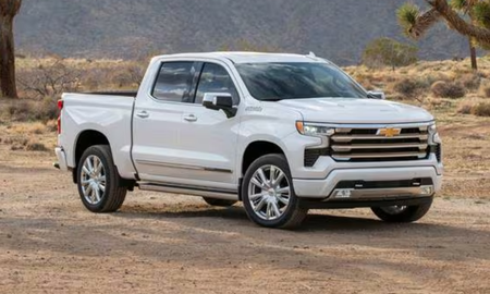 La Chevrolet Silverado 2025 combina fuerza y sofisticación: motor V8 de 5.3 litros, caja automática de 10 velocidades y tracción integral. La Chevrolet Silverado 2025 combina fuerza y sofisticación: motor V8 de 5.3 litros, caja automática de 10 velocidades y tracción integral.