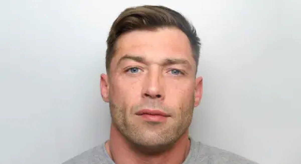 La policía publicó la foto de un fugitivo y estallaron las redes: ¿Rompe corazones o irrumpe casas?