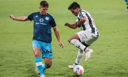 La Academia perdió un partido clave en Santiago del Estero y complicó sus chances de clasificación. La Academia perdió un partido clave en Santiago del Estero y complicó sus chances de clasificación.