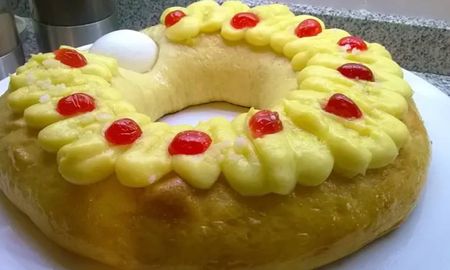 Rosca de Pascua, by Maru Botana. Rosca de Pascua, by Maru Botana.