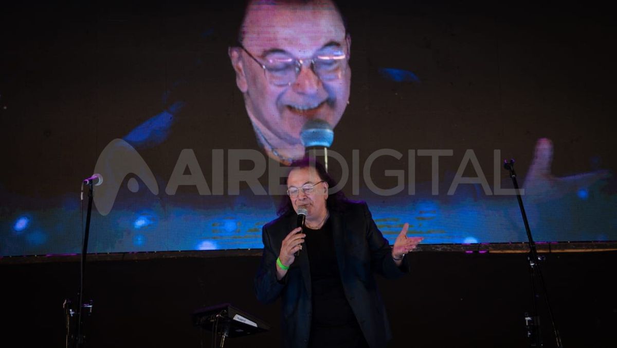 Gerardo Farías y la Sonora. Gerardo Farías y la Sonora.