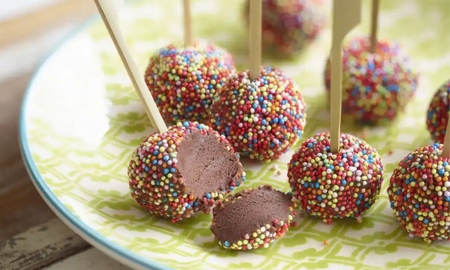 La receta de trufas de chocolinas y coco. La receta de trufas de chocolinas y coco.