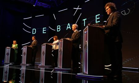 Patricia Bullrich dijo que Javier Milei actuaba diferente según quién hablaba en el debate presidencial 2023. Patricia Bullrich dijo que Javier Milei actuaba diferente según quién hablaba en el debate presidencial 2023.