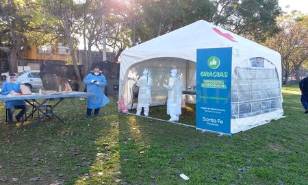 Se trasladan puestos de consulta, sin turno previo, a zonas de mayor necesidad y demanda. Además, se recorrerá nuevamente otras siete áreas y localidades de la región Santa Fe de Salud, desde el 24 de junio hasta el miércoles 30. Se trasladan puestos de consulta, sin turno previo, a zonas de mayor necesidad y demanda. Además, se recorrerá nuevamente otras siete áreas y localidades de la región Santa Fe de Salud, desde el 24 de junio hasta el miércoles 30.