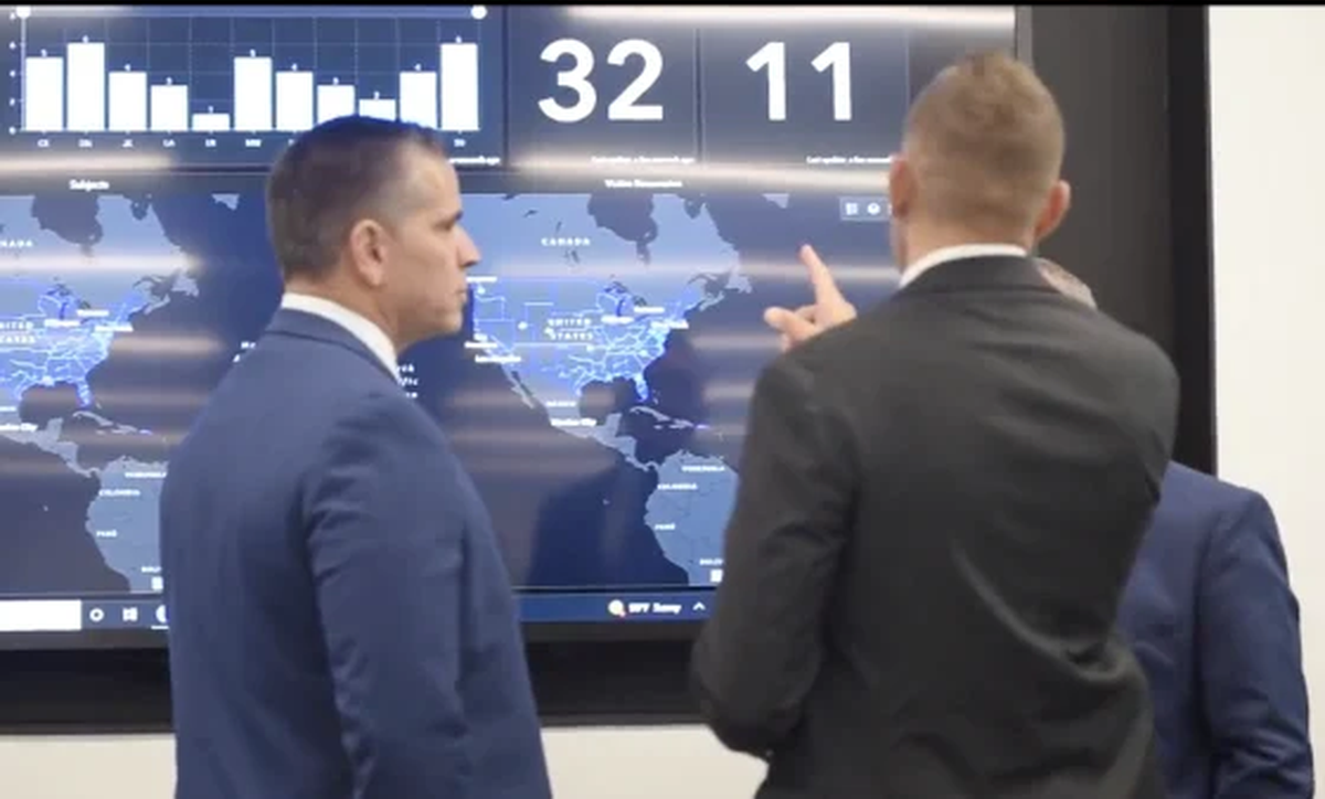 Un total de 84 niños y 141 adultos fueron rescatados de redes de tráfico sexual en una operación liderada por el FBI en las últimas dos semanas, realizada por 200 agencias federales, estatales y locales.