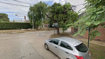 Brutal: en un intento de robo en Santa Fe tiraron de la bicicleta a una mujer de 72 años