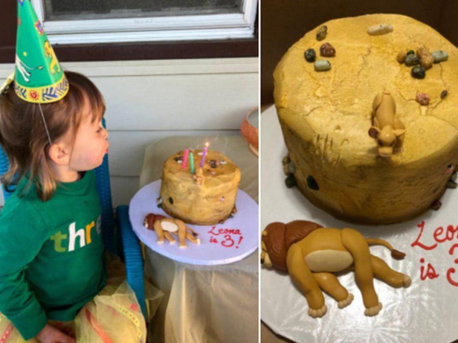 Una nena cumplió 3 años y pidió una torta con la muerte de Mufasa: Estarán tristes y será todo para mí