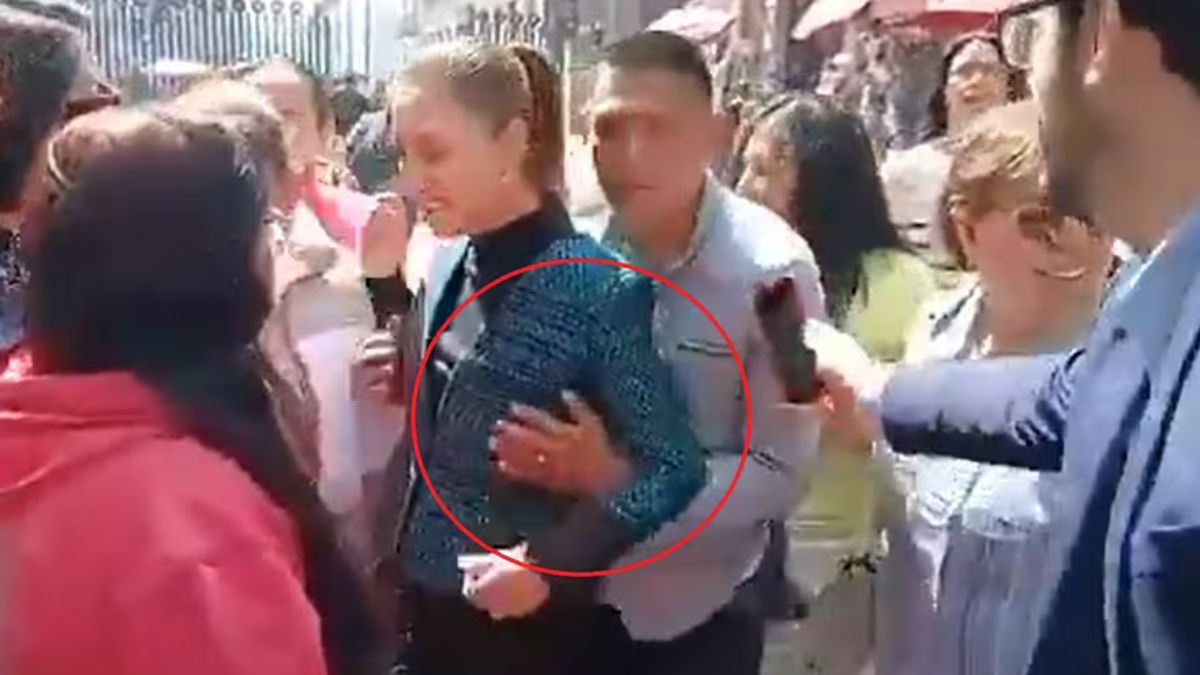 La presidenta de M&eacute;xico fue acosada por un hombre mientras caminaba por la calle.