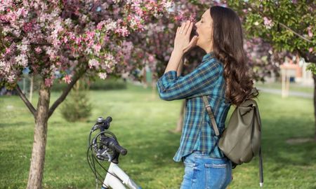 Cuatro consejos para que los alérgicos no la pasen tan mal en Primavera