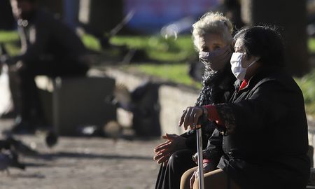 Argentina sumó 2.606 nuevos infectados por coronavirus. El epicentro de la pandemia se ubica en el Amba. Argentina sumó 2.606 nuevos infectados por coronavirus. El epicentro de la pandemia se ubica en el Amba.