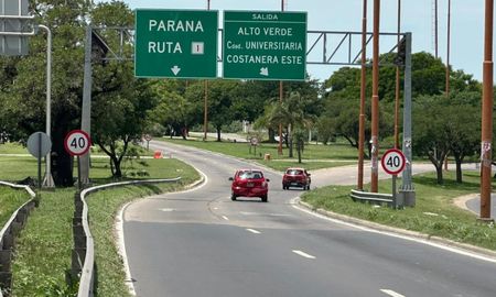El tránsito quedó normalizado este sábado a las 13 sobre el viaducto Oroño. El tránsito quedó normalizado este sábado a las 13 sobre el viaducto Oroño.