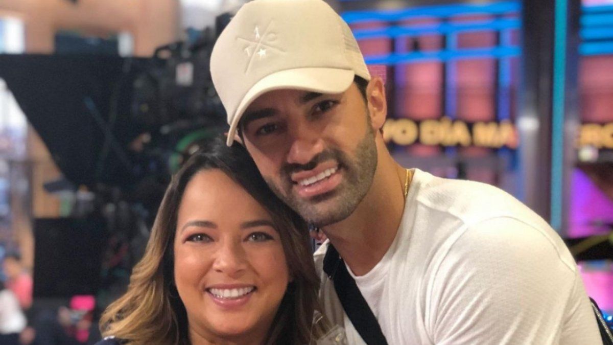 Adamari López compartió un video en el que recoge los detalles del simpático momento que vivió el pasado fin de semana con el padre de su hija. &nbsp;