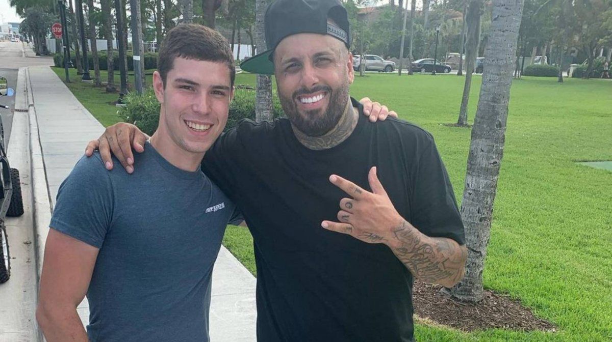 Julián Imanol Brutomeso emprendía al mismo tiempo de hacer el secundario.