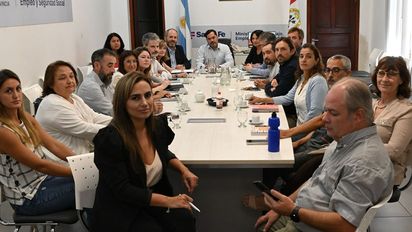 Con el antecedente de estatales y docentes, se retoma este jueves la paritaria del sector salud