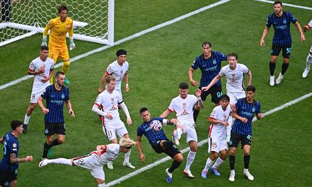 Inter de Milán remontó a Urawa Red Diamonds con goles argentinos Inter de Milán remontó a Urawa Red Diamonds con goles argentinos