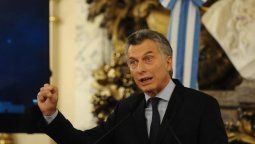 Macri se reunió con el equipo económico en la Rosada Macri se reunió con el equipo económico en la Rosada