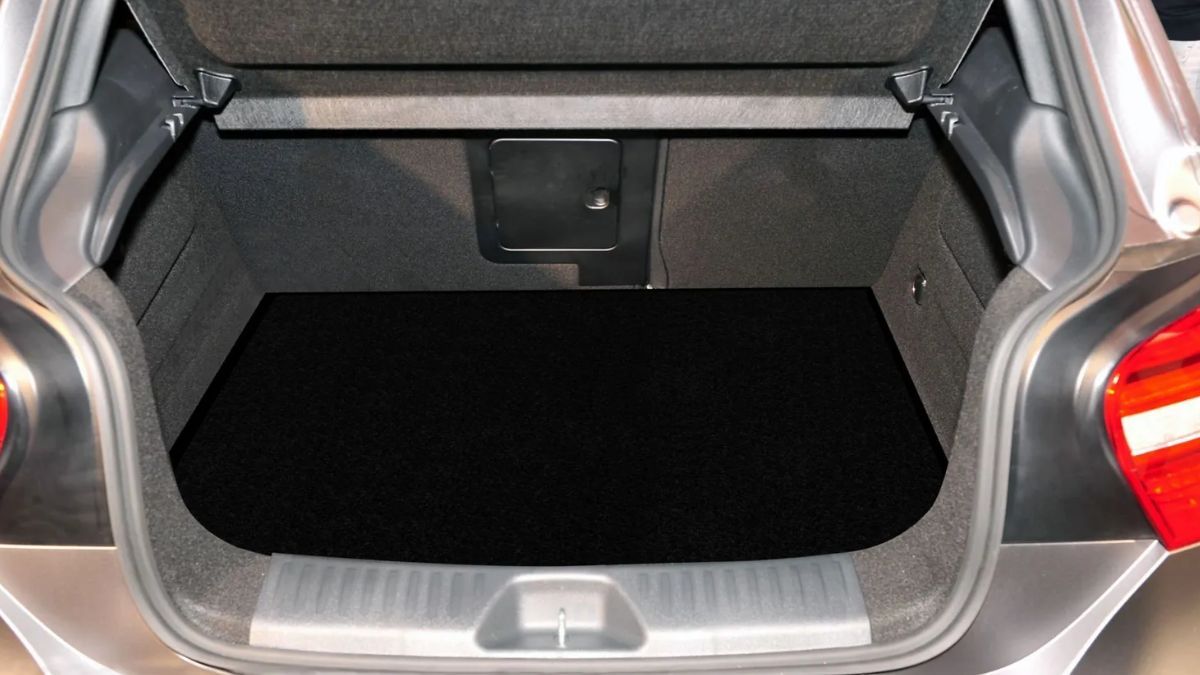 La temperatura, el tipo de carga y su distribución influyen directamente en la seguridad del viaje. La temperatura, el tipo de carga y su distribución influyen directamente en la seguridad del viaje.