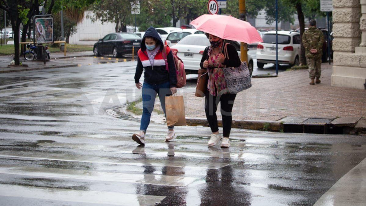 Luego de la fuerte tormenta del miércoles en la ciudad de Santa Fe
