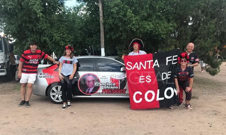 Hinchas de Colón que ya están en Paraguay Hinchas de Colón que ya están en Paraguay