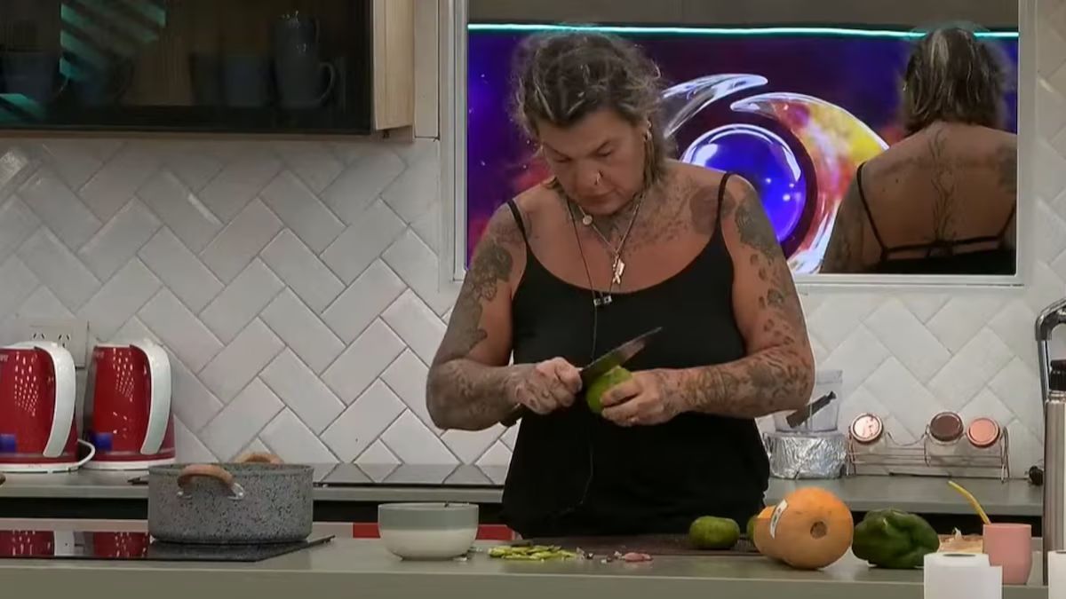 Sandra Prire es una de las participantes que más cocina en esta edición de Gran Hermano. Sandra Prire es una de las participantes que más cocina en esta edición de Gran Hermano.