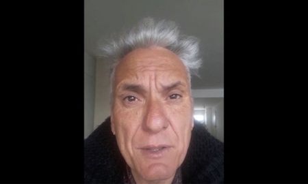 El votante de Mauricio Macri y simpatizante de Jair Bolsonaro que insultó y atacó al periodista de C5N se filmó pidiendo perdón y también se despidió de toda participación activa en la política. El votante de Mauricio Macri y simpatizante de Jair Bolsonaro que insultó y atacó al periodista de C5N se filmó pidiendo perdón y también se despidió de toda participación activa en la política.