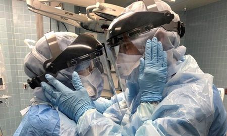 Símbolo de la lucha contra el coronavirus Símbolo de la lucha contra el coronavirus
