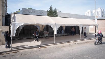 Homicidio en Santa Fe: un hombre murió tras ser apuñalado por dos personas en Playa Norte