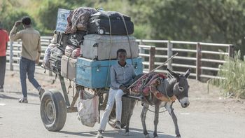 Conflicto armado en Sudán: más de un millón de personas fueron desplazadas de sus hogares